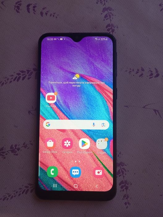 Продається телефон Samsung A40