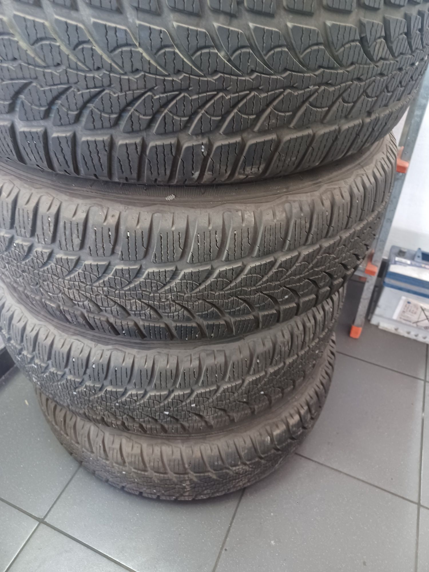 диски з шинами 195/65R15