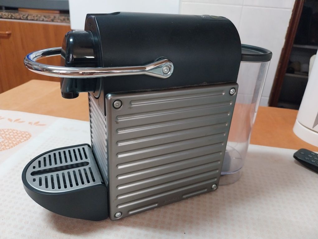 Máquina café nespresso krups