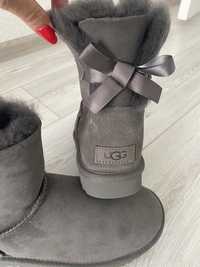 Женские короткие зимние сапоги UGG