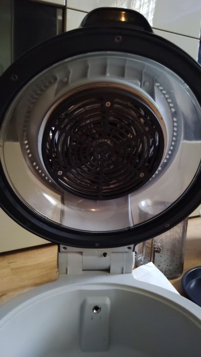 Frytkownica  beztłuszczowa do szaszłyki pieczenie  termoobieg zapieka