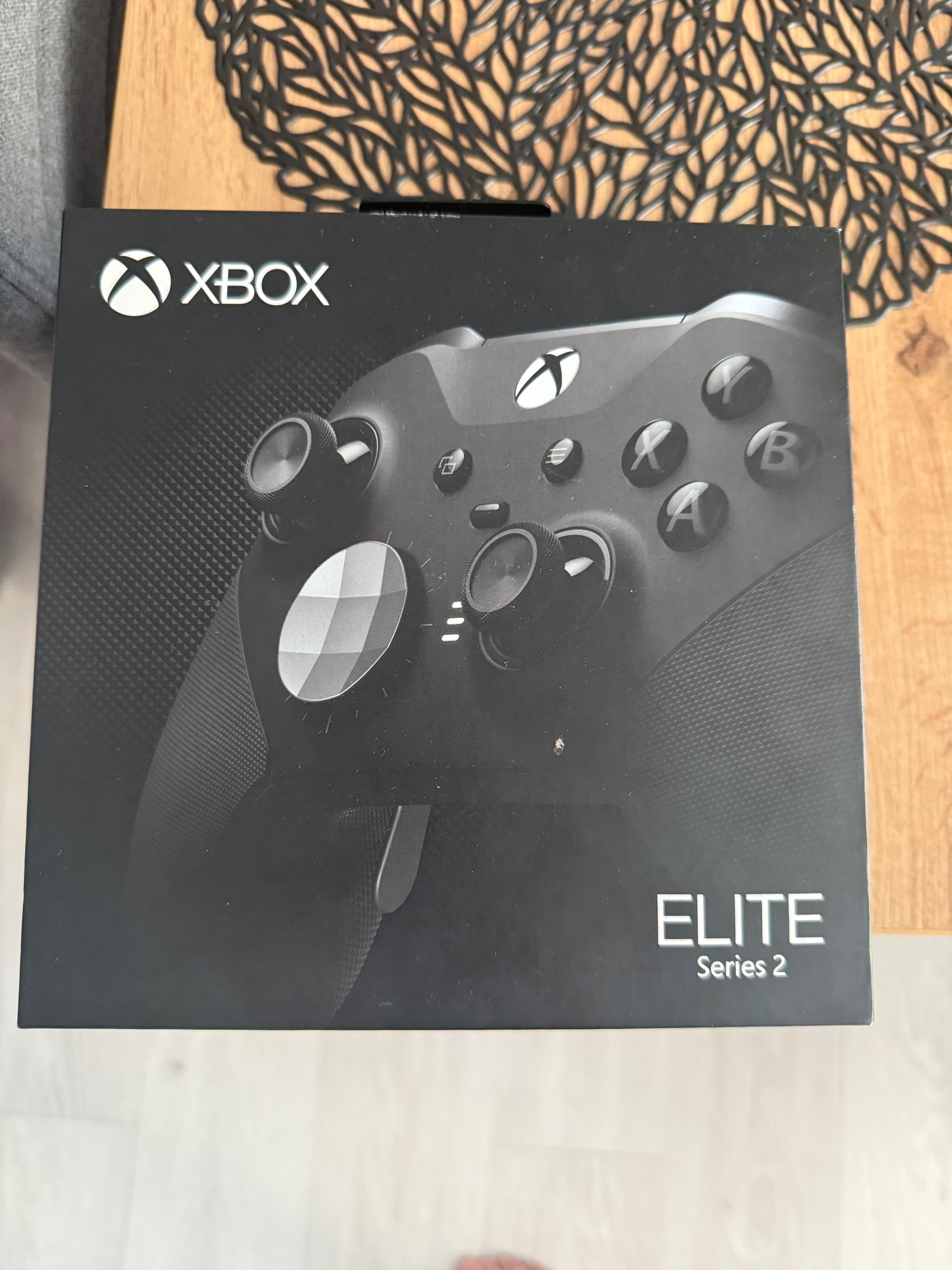 X BOX Series X 1TB. Jak nowy i tanio