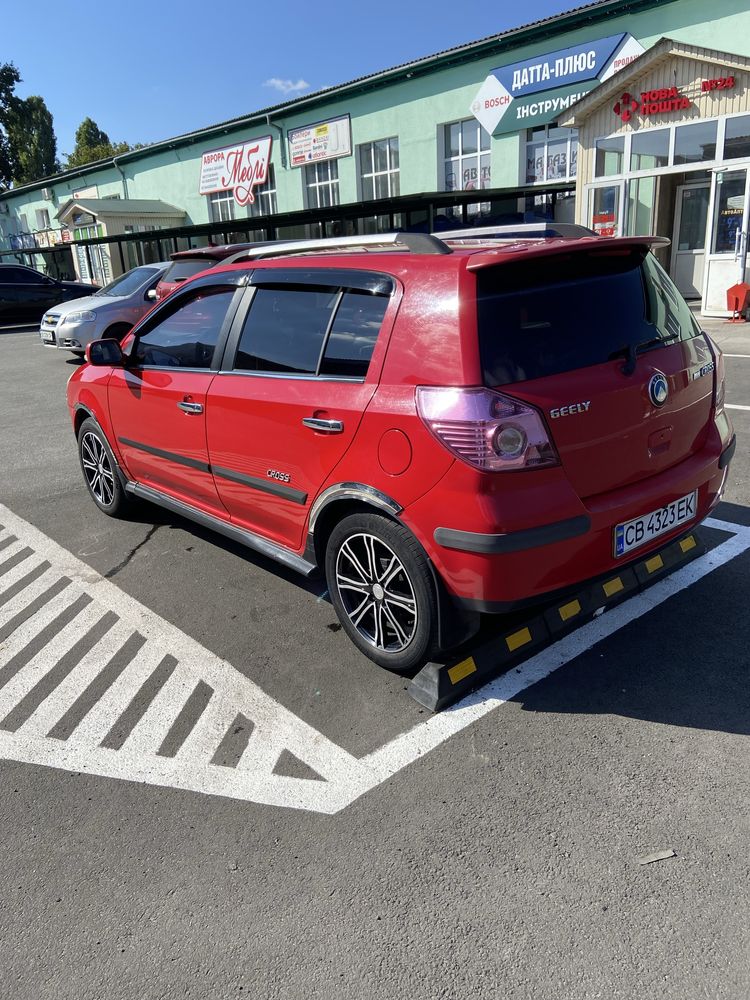 Geely mk cross 2011 рік хетчбек 1.5 газ/бенз