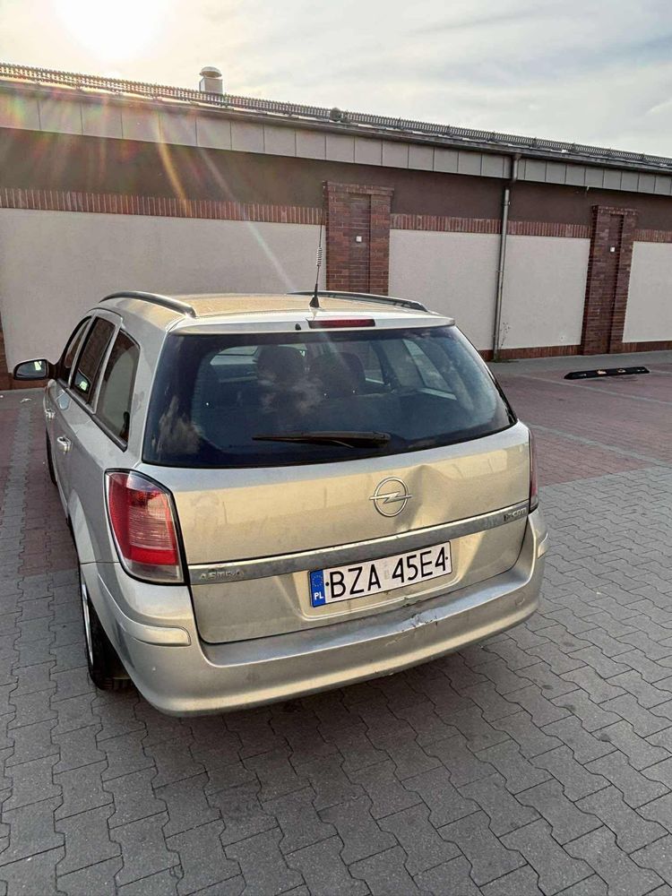 Opel astra h 2004r 1.7cdti