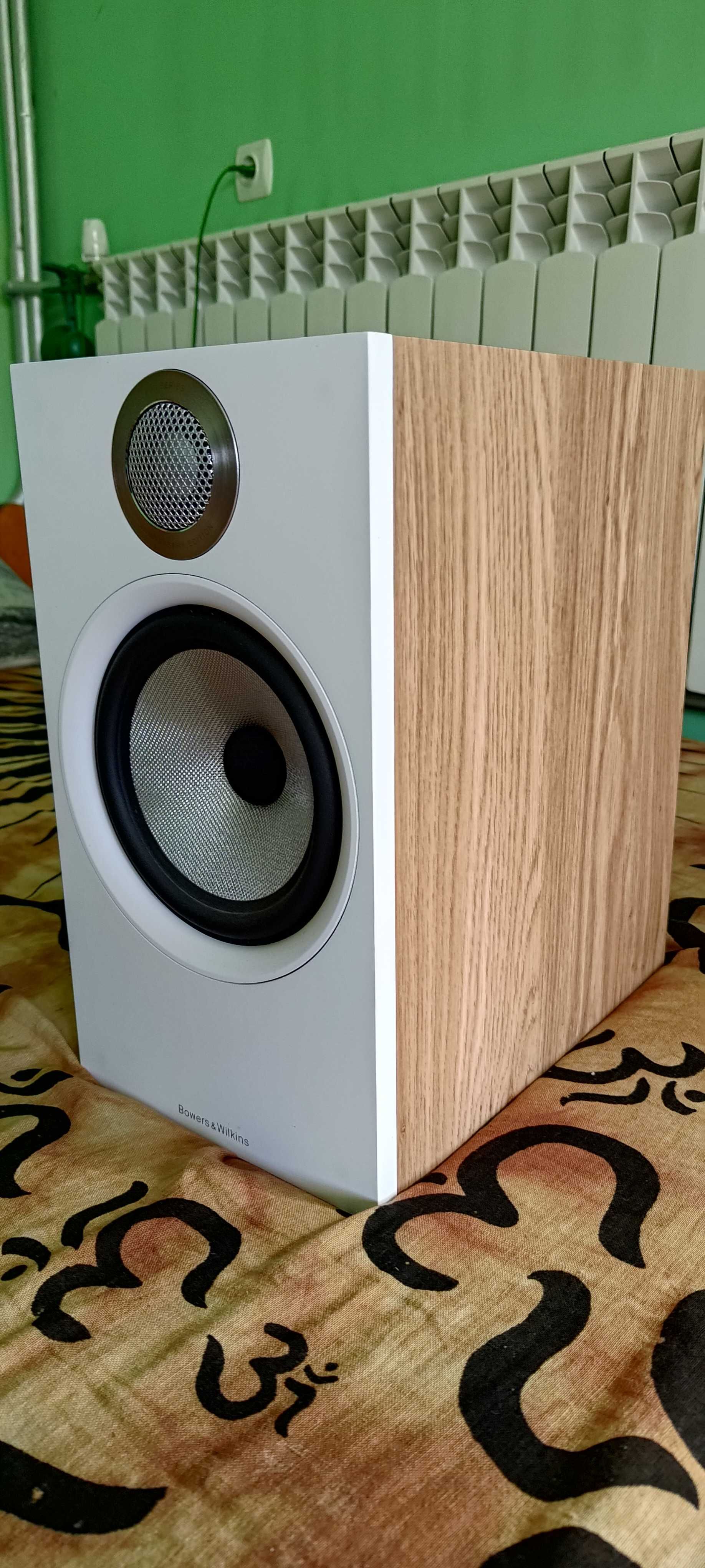 Bowers & Wilkins 606 S2