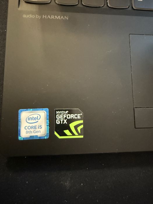 Lenovo Legion Y530 – i5 / GTX 1050 / 8 GB / 1 TB – gamingowy laptop