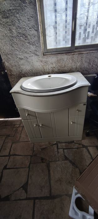 Móvel de WC com lavatório Roca