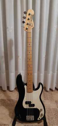 Baixo Fender American Special Precision Bass
