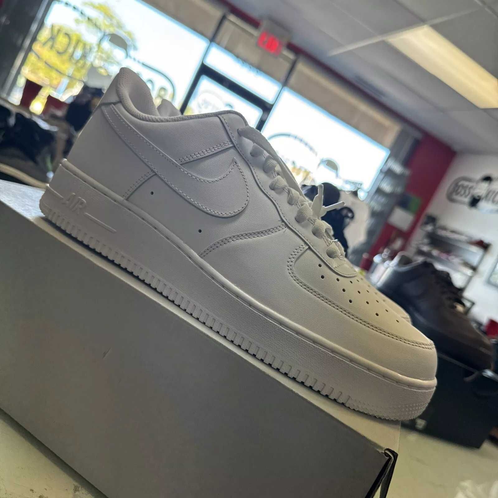 White\Powietrze*DamskieNikeAIrJordan1Travis UnisexTrampki36