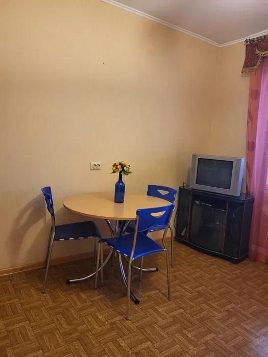 Продаж Руденко Мішуги Вишняківська Метро Позняки SF