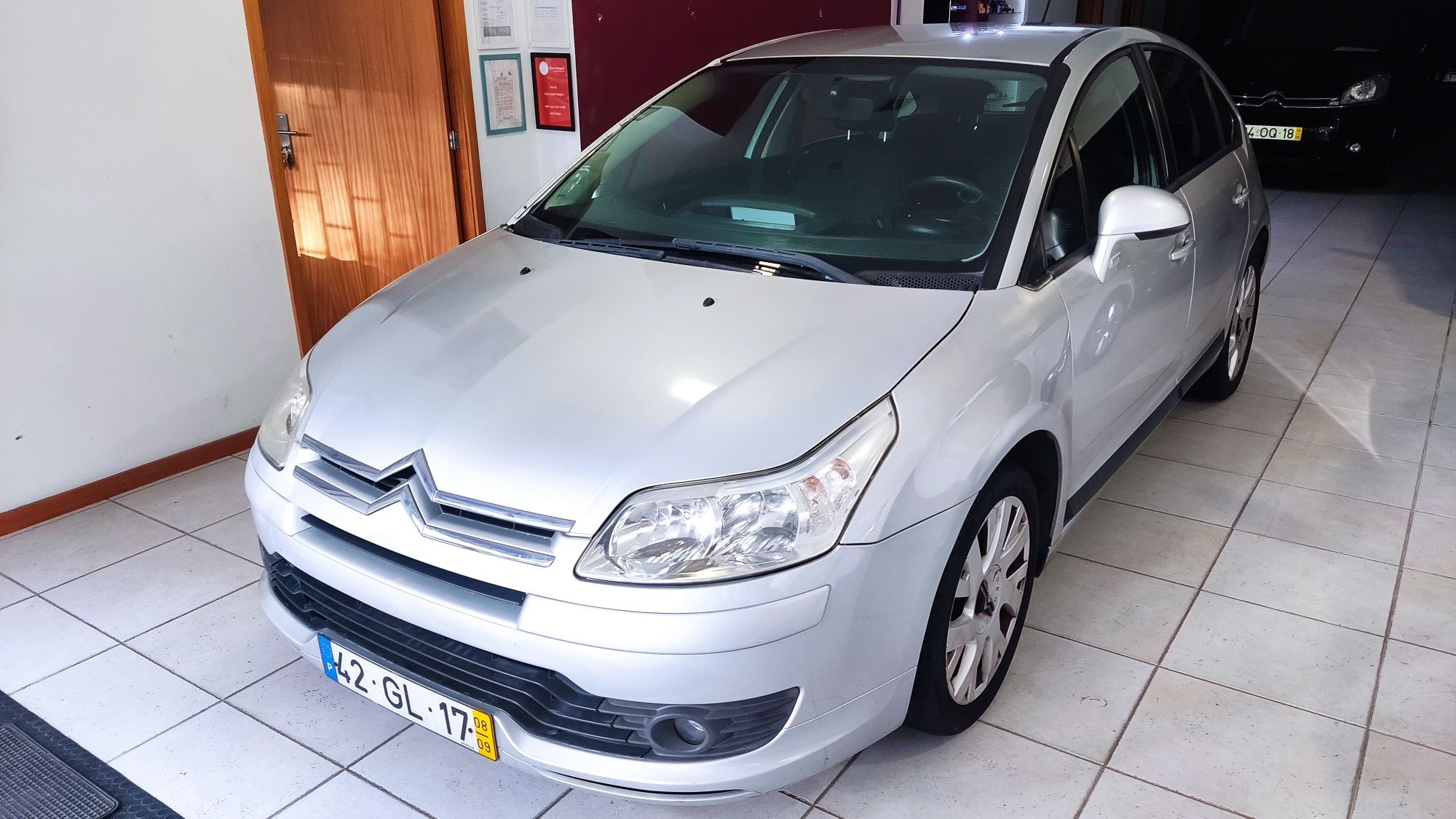 Citroen c4 caixa automática só 5950€