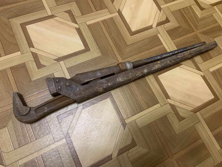 Продам разводной ключ
