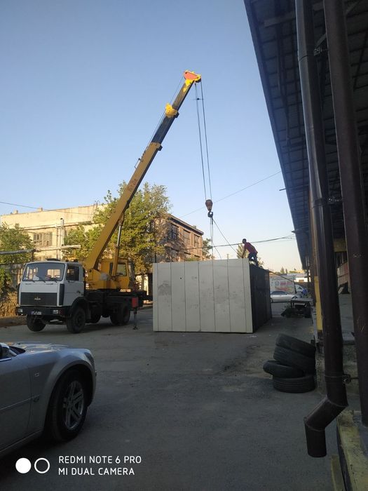 Услуги автокрана. Вылет стрелы 21м, грузоподъемнось 16 т.