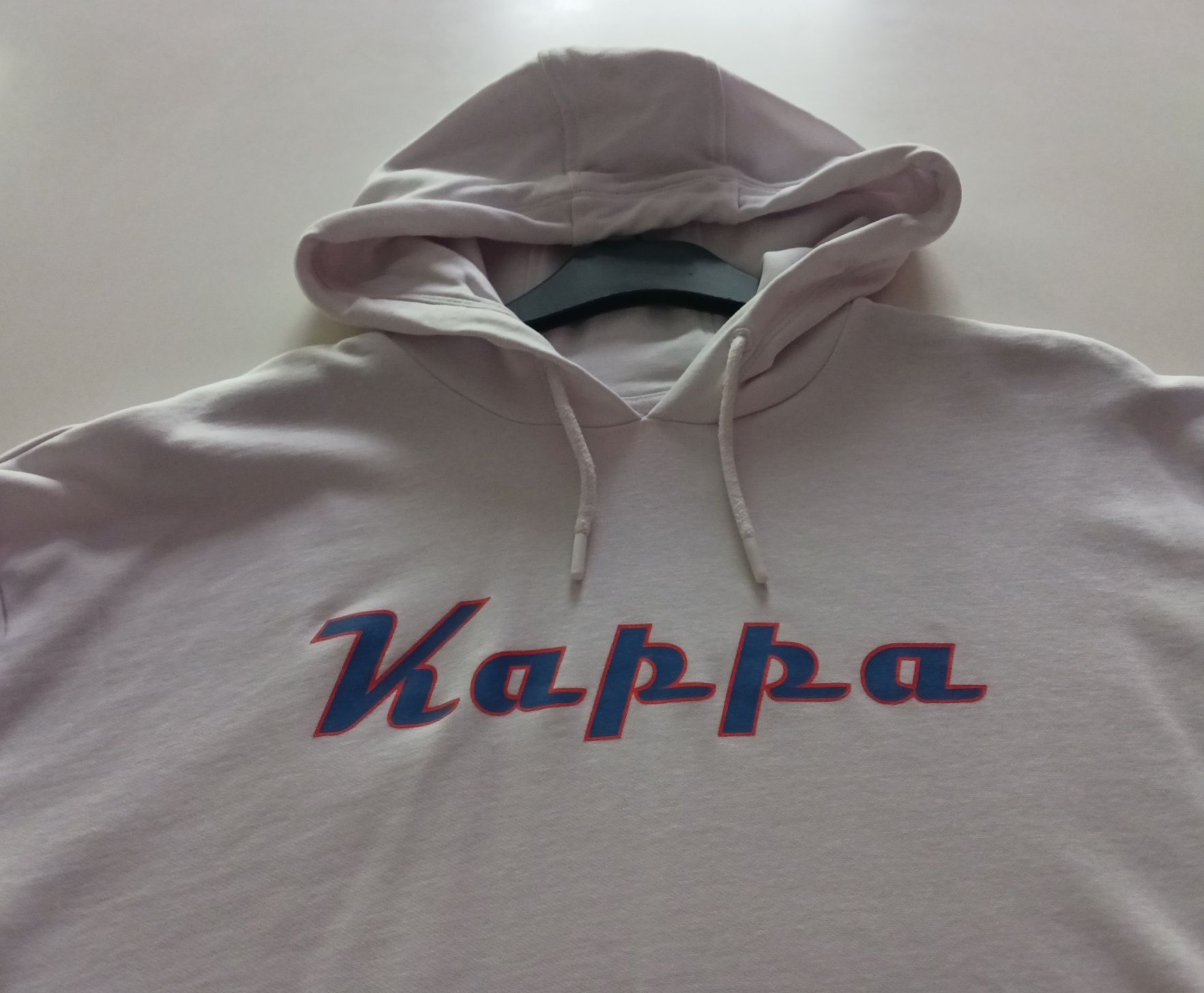 Kappa, sukienka XLarge z kapturem i kieszeniami.