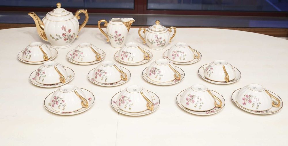 Serviço de chá em porcelana Viana – completo para 12 pessoas
