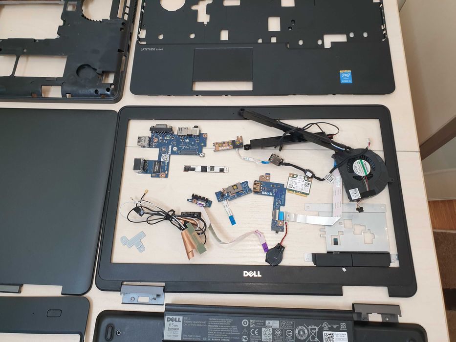 Dell Latitude E5540 5540 Разборка ноутбука / детали / запчастини