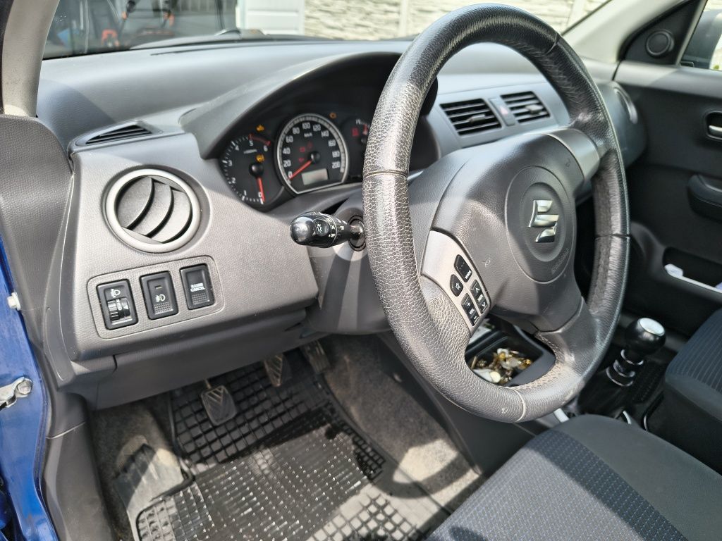 Suzuki Swift 1.3 DDIS Długie opłaty