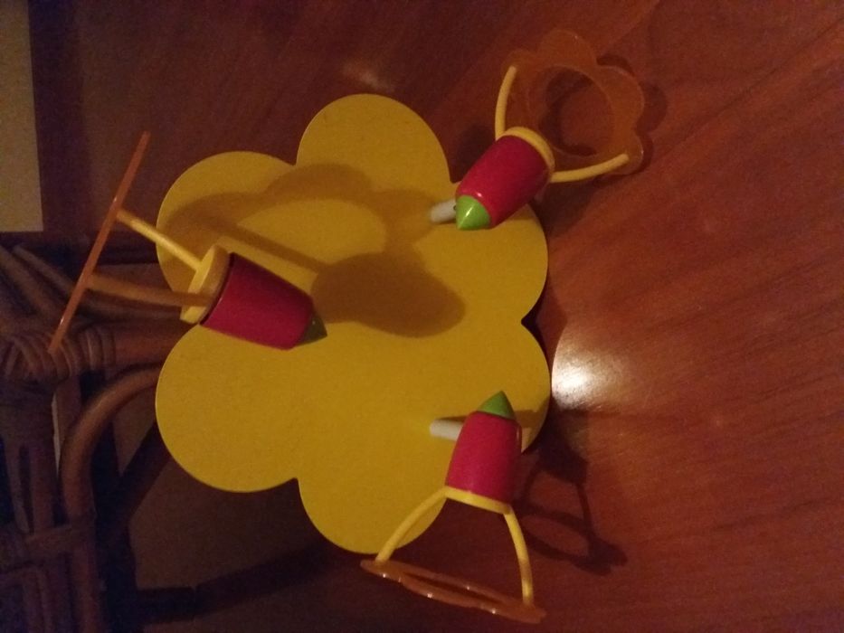 Candeeiro para quarto de menina