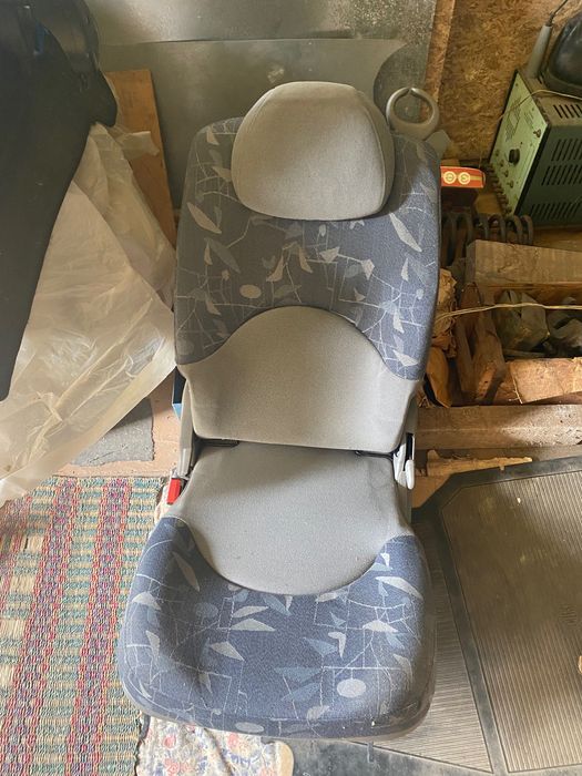 Сидіння салону Citroen Xsara Picasso
