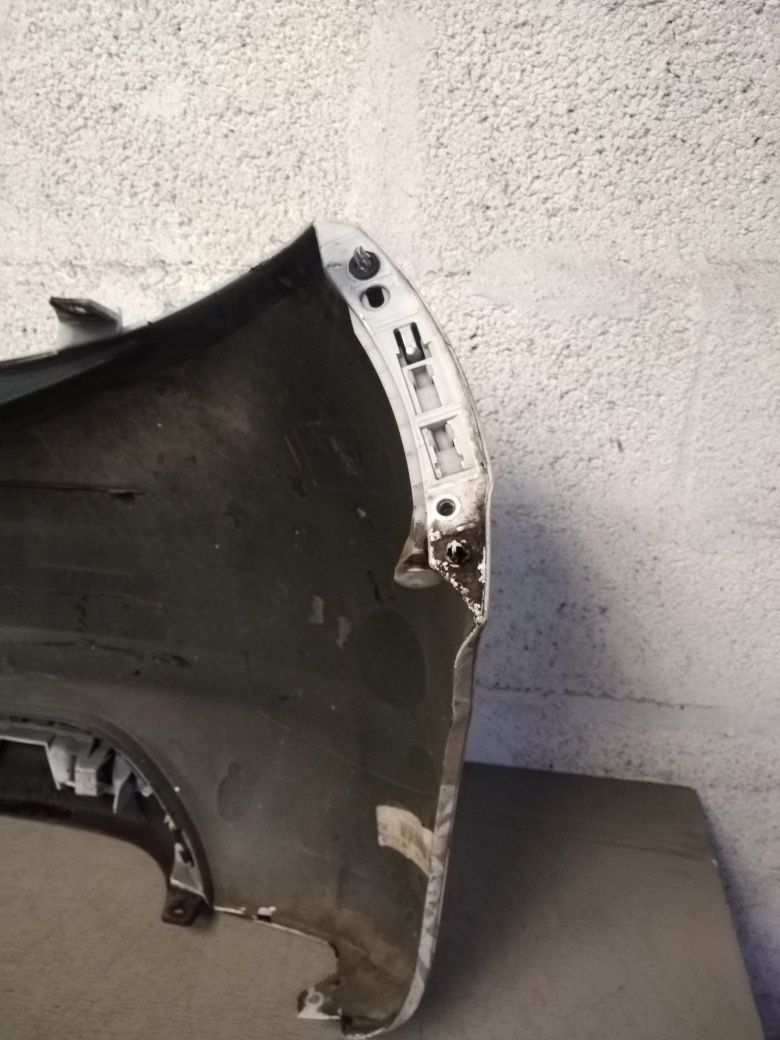 Vendo Para-choque de tras Peugeot 208 ano 2012/16