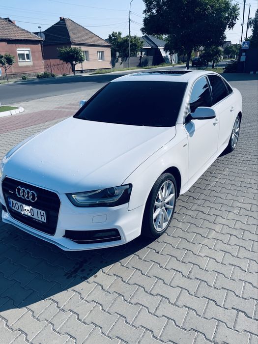Audi A4 b8 S-line quattro