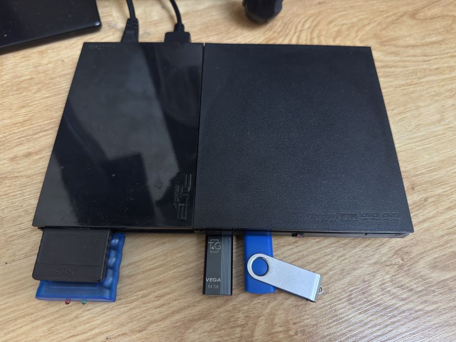 PlayStation 2 з великим комплектом