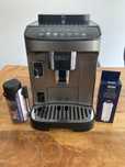 Ekspres do kawy DeLonghi stan jak nowy , gwarancja 2 lata