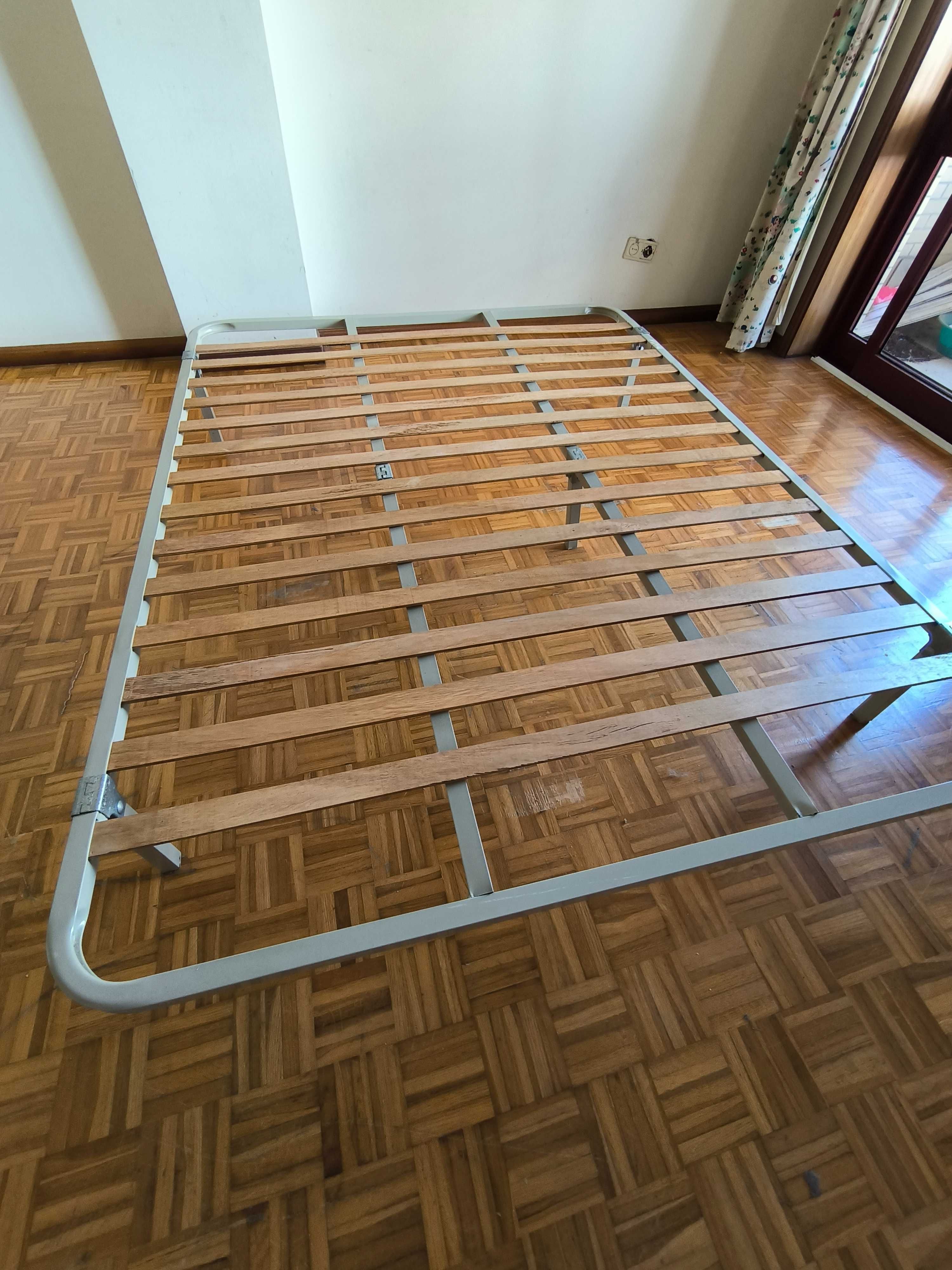 Estrado cama de casal