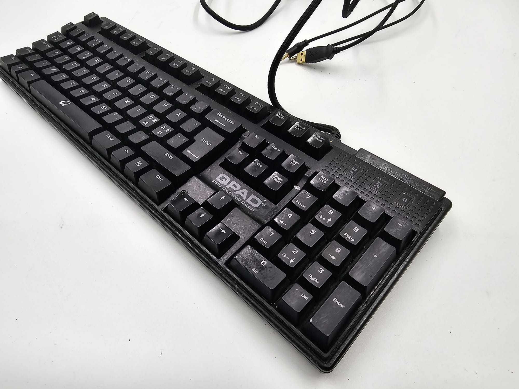 Qpad MK-85 klawiatura mechaniczna gamingowa Cherry Red