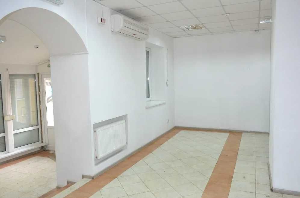 Продається    помещение (Капсюль) ,центр.