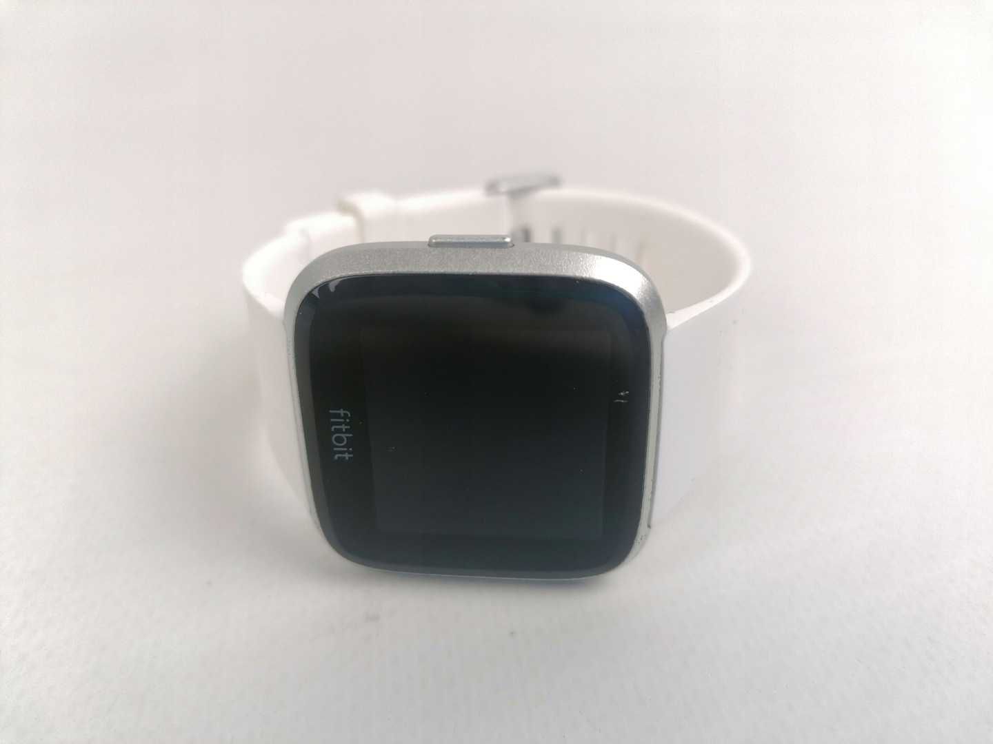 Smartwatch Zegarek Fitbit Versa Lite Edition srebrny