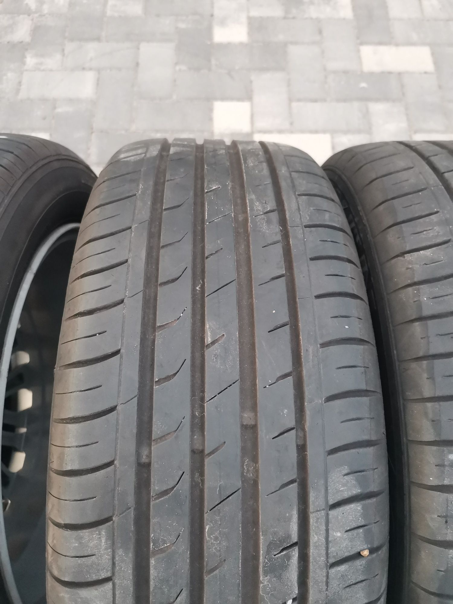 4 Opony letnie Nexen Nfera SU1 215/55 R17 94 V