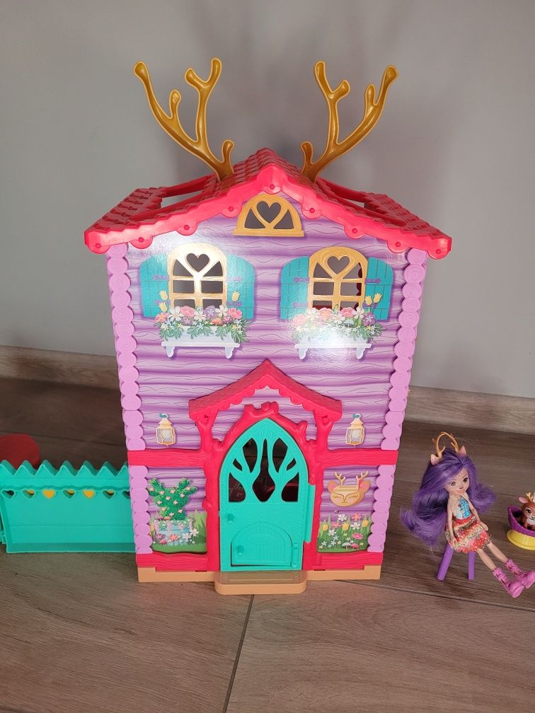 Domek Enchantimals lalka zwierzatko