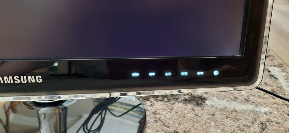 Монітор Samsung SyncMaster P2270 22 дюйми