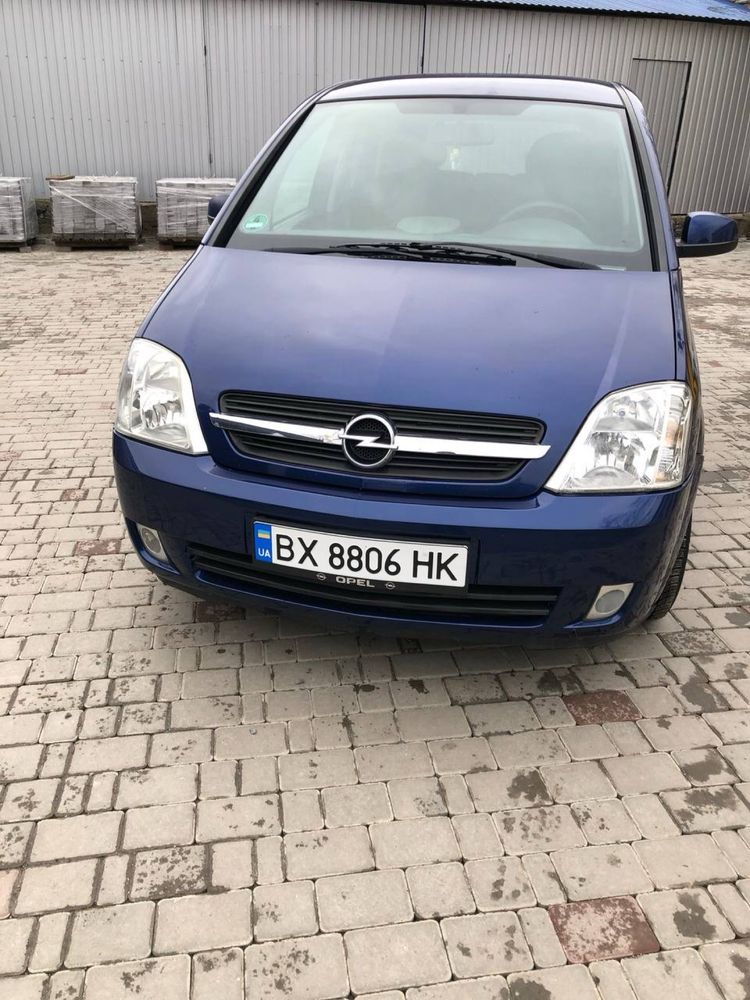 Продам автомобіль Opel Meriva 2004 р.