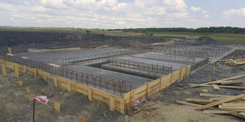 Будівництво, реконструкція, ремон, Є Відновленнят