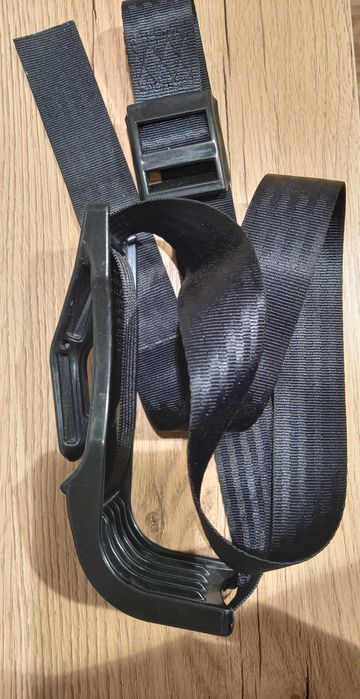 Adapter do pasów bezpieczeństwa dla kobiet w ciaży