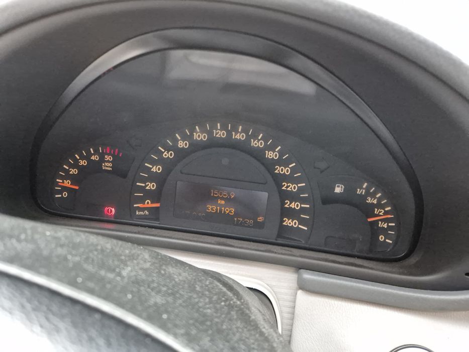 Mercedes Benz W203 2.2 CDI C-class