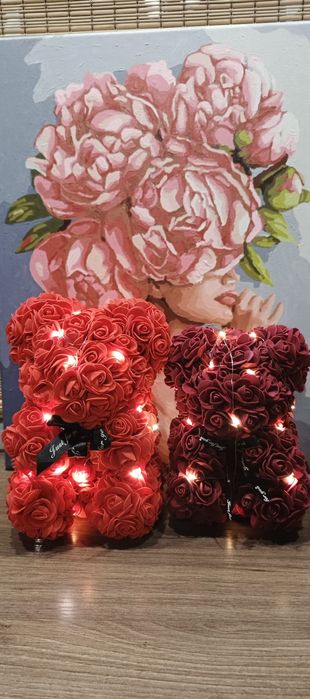 Ведмедик з троянд та led підсвіткою