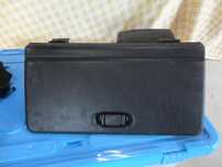 Vendo porta luvas peugeot 106 mk1