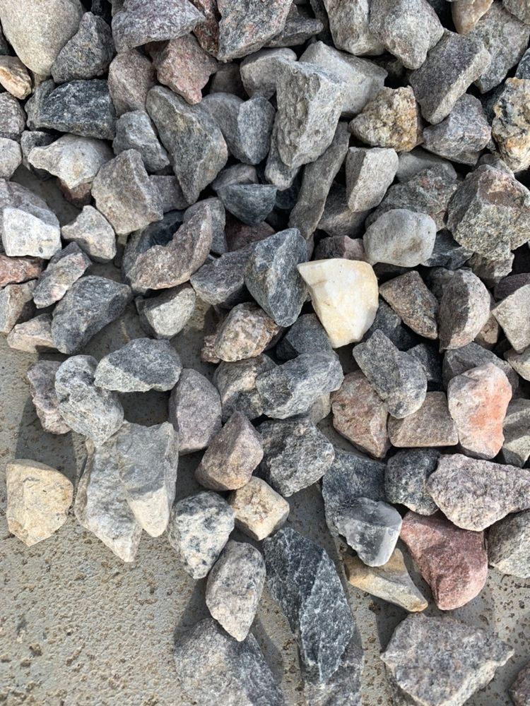 Grys łamany, Kamień naturalny,płukanydekoracyjny,ozdobny 16-32