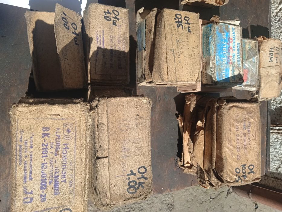 Продам вкладиші москвич М-412, М-408. Ваз -2108 не китайські.