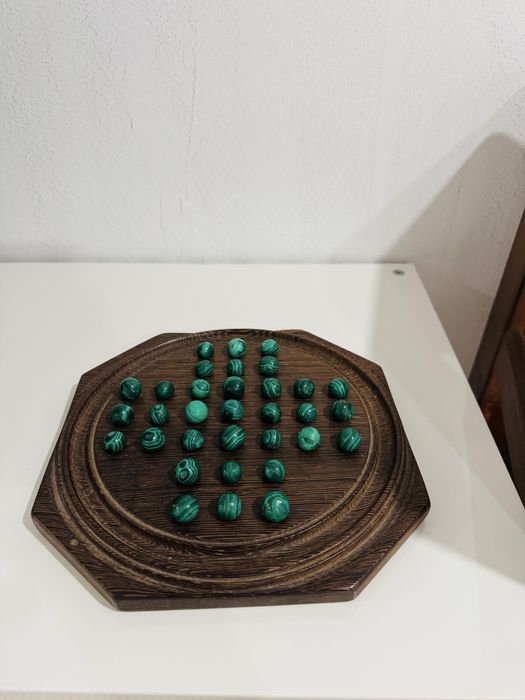 Jogo solitario em madeira e malaquite
