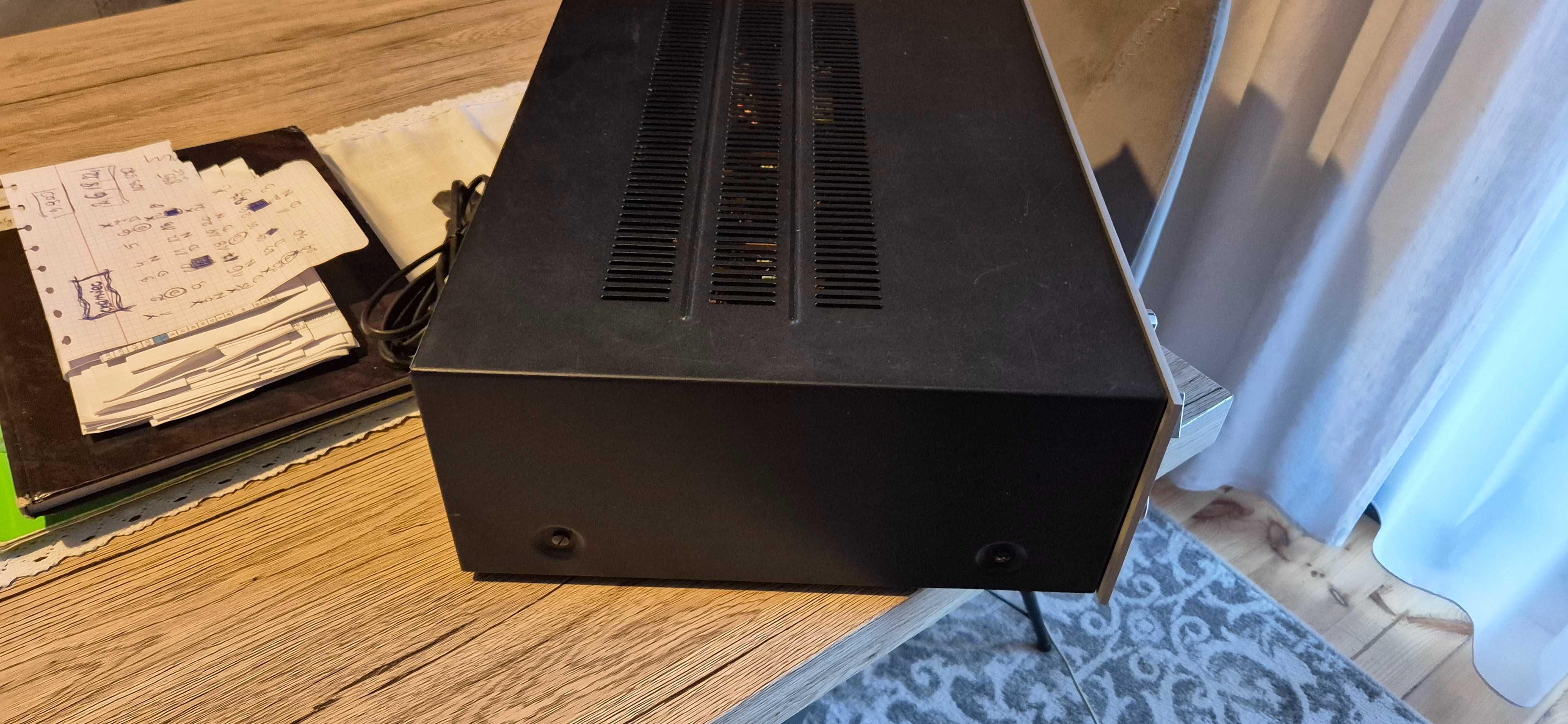 Wzmacniacz WS 303 stan  jak nowy.