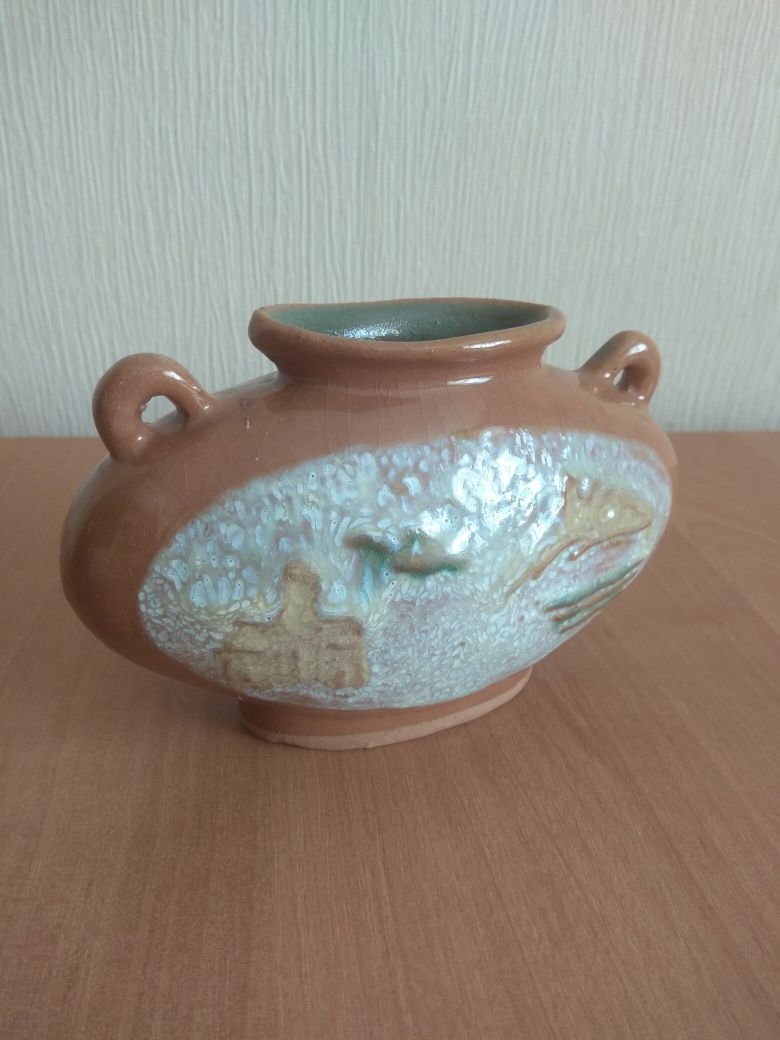 Ваза глиняная. Декор для дома. Декор для кухни