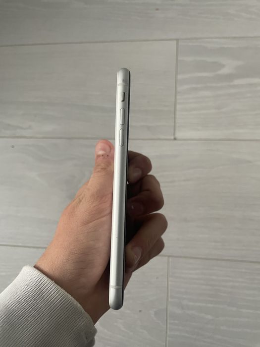 Айфон xr apple..