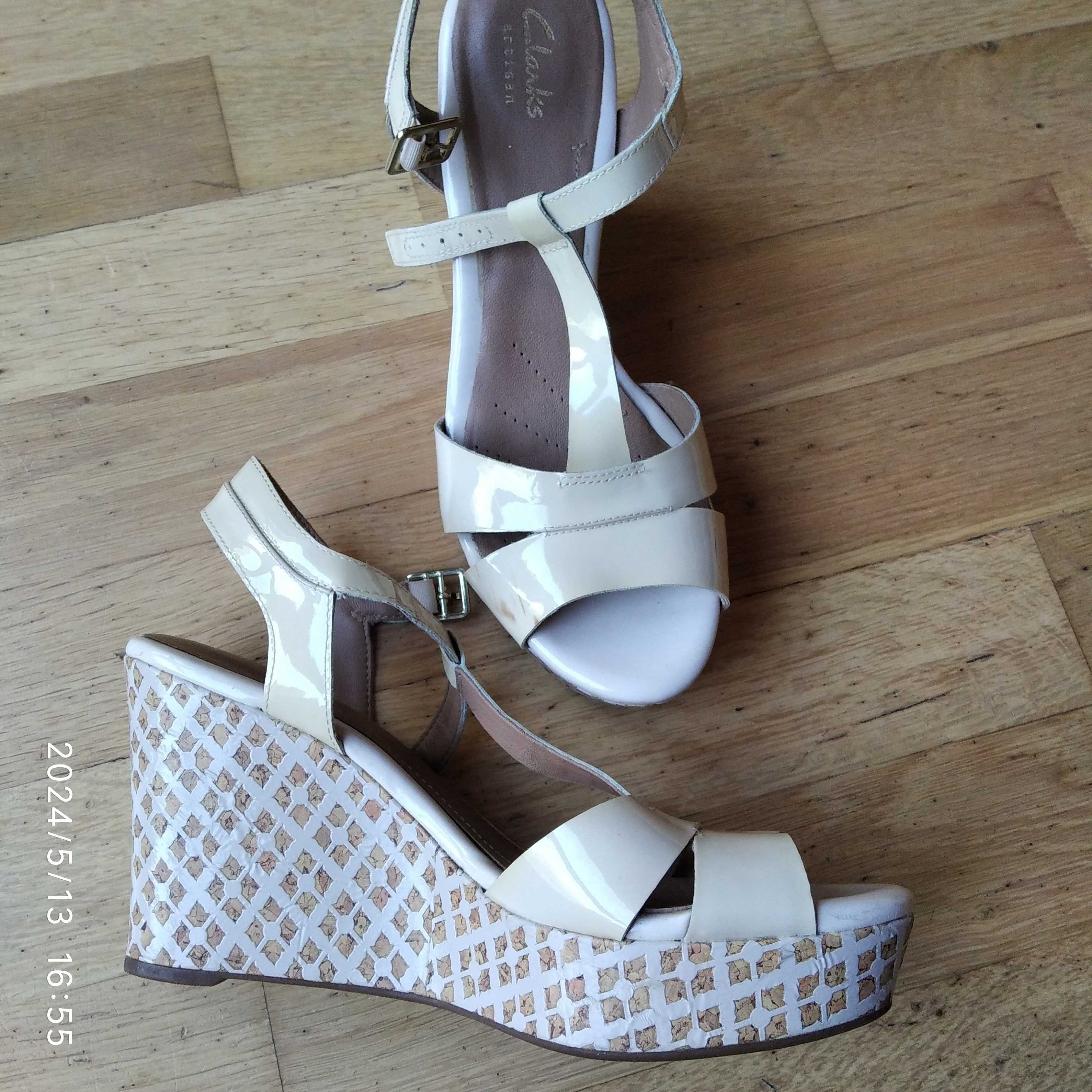 Buty Clarks damskie na koturnie 37/38