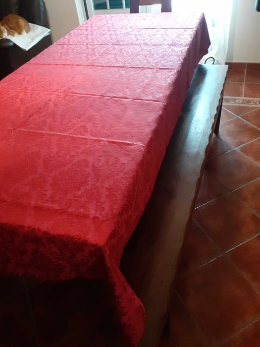 Toalha de Mesa e 2 Corre Mesa da Loja do Gato Preto