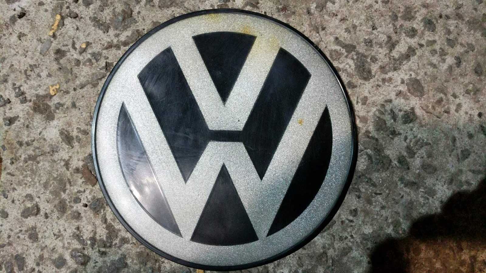 Детали замок ляди VW Golf 4  коврик VW декоративний