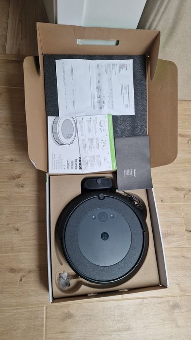 Irobot Roomba i3